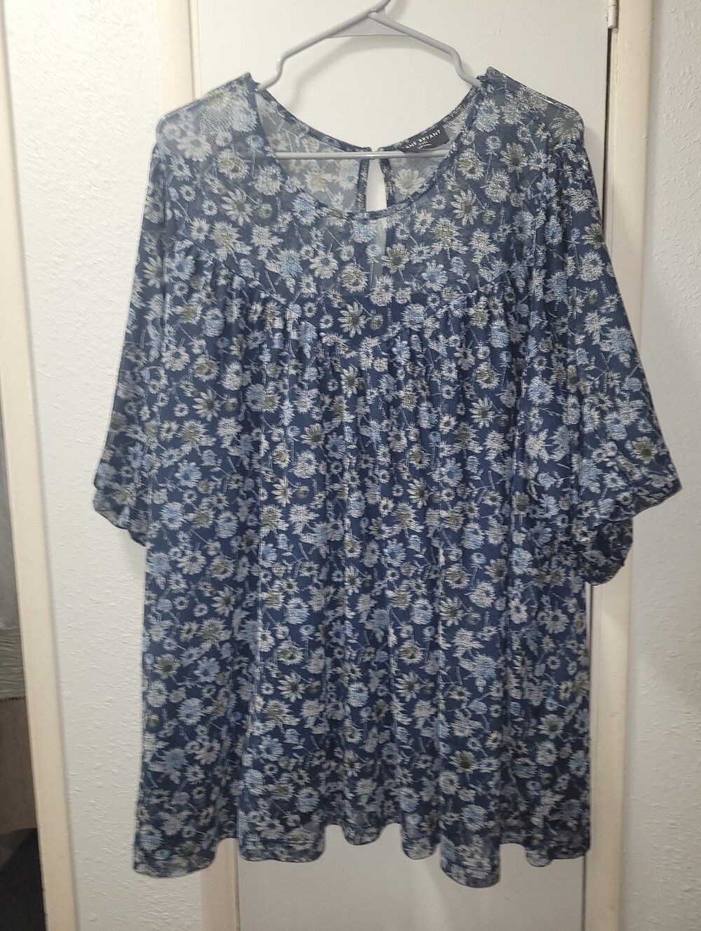 Lane Bryant Size 26/ 28 Blue Floral Peasant Top -